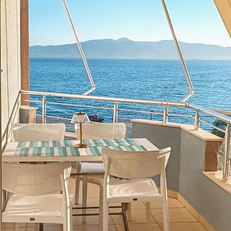 Susy Sea View Apartment Σαράντα Εξωτερικό φωτογραφία