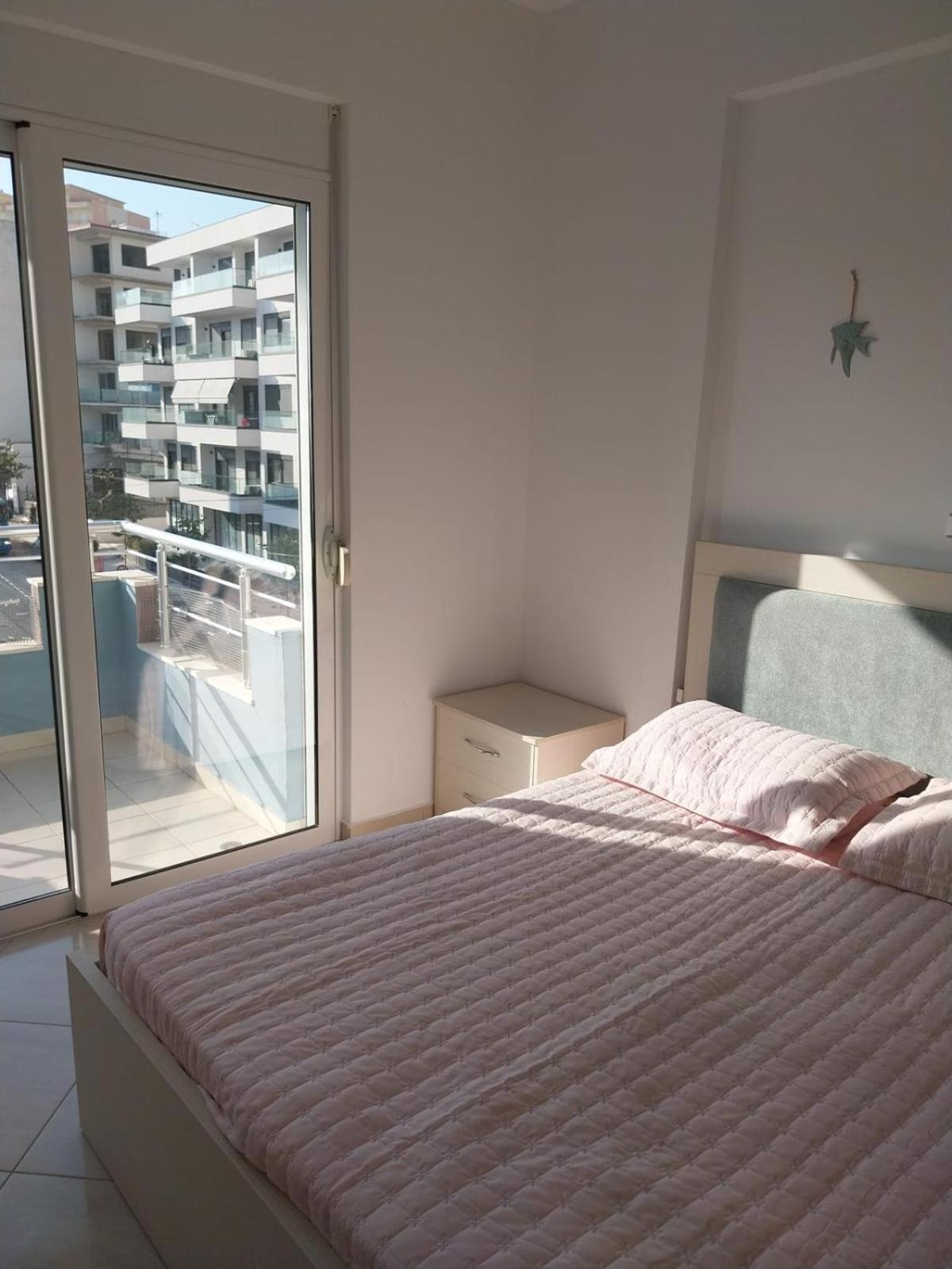 Susy Sea View Apartment Σαράντα Εξωτερικό φωτογραφία